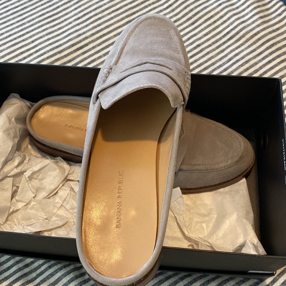 Light grey suede mules - Picture 2 of 5